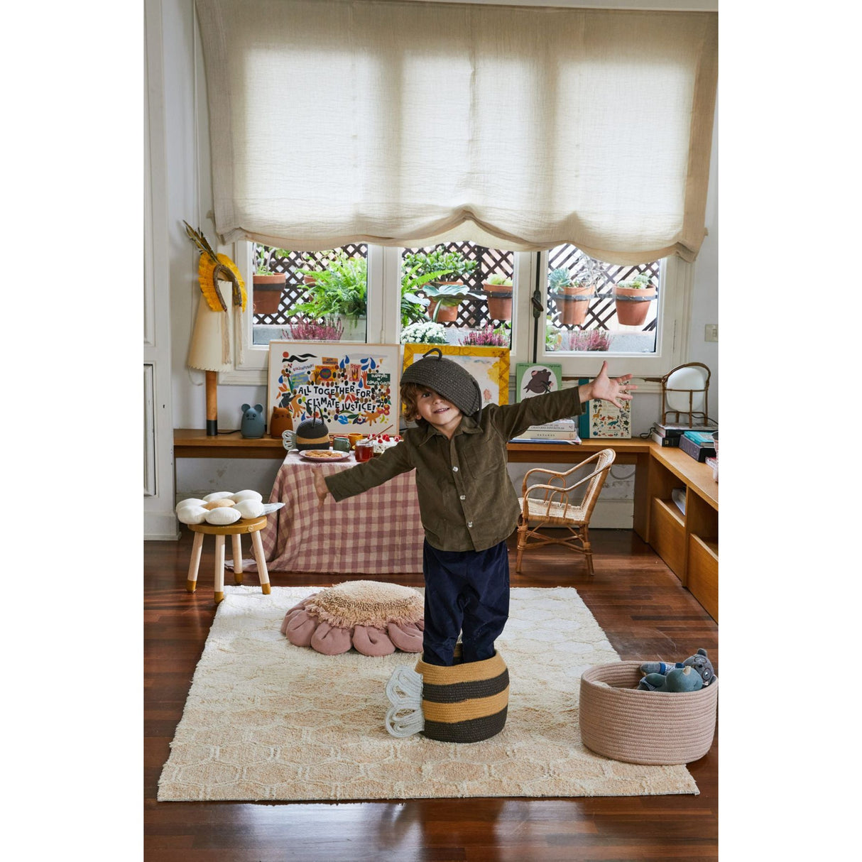 Planet Mama Bee Basket