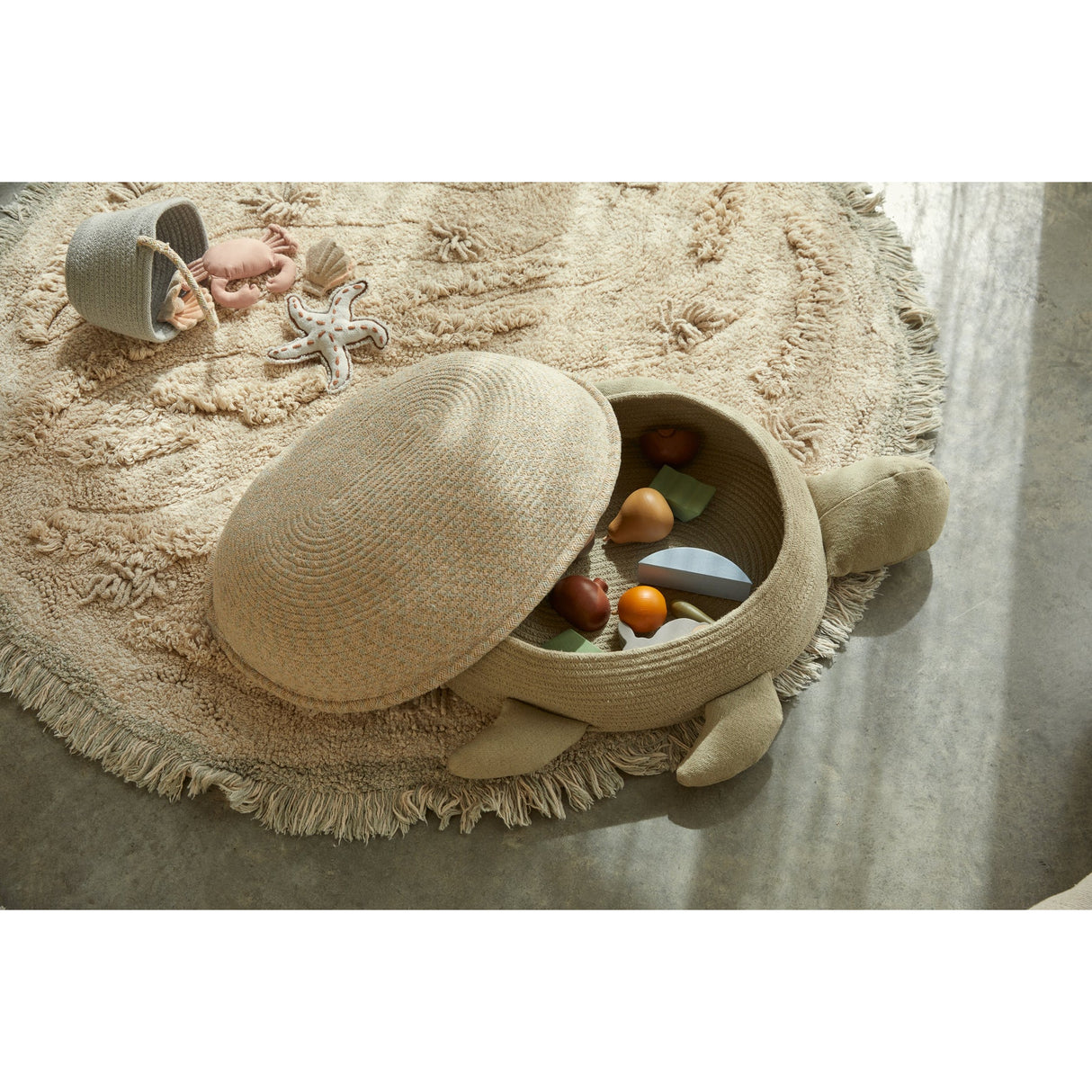 Sea Wonders Mama Turtle Basket