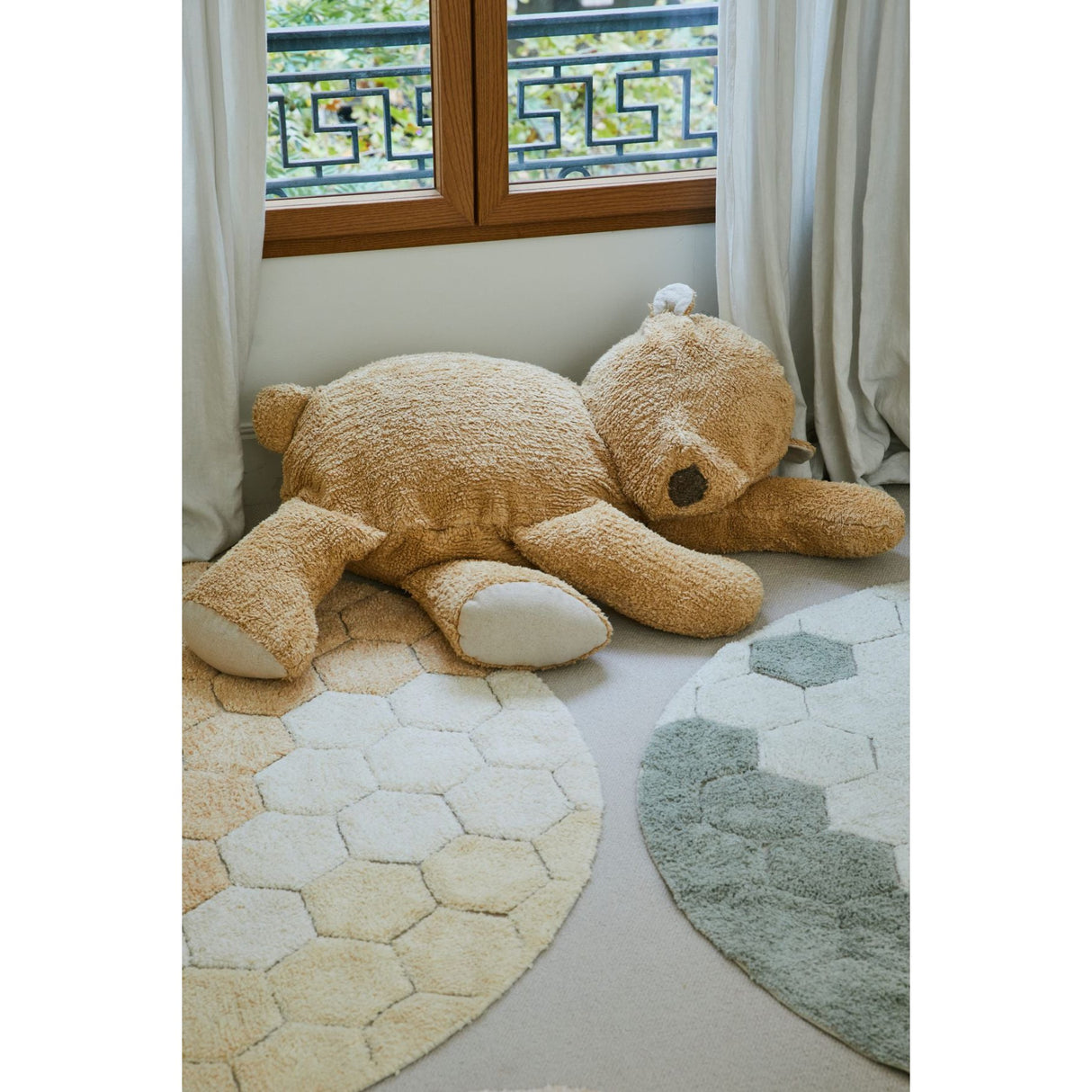 Planet Bee Round Honeycomb Golden Washable Rug