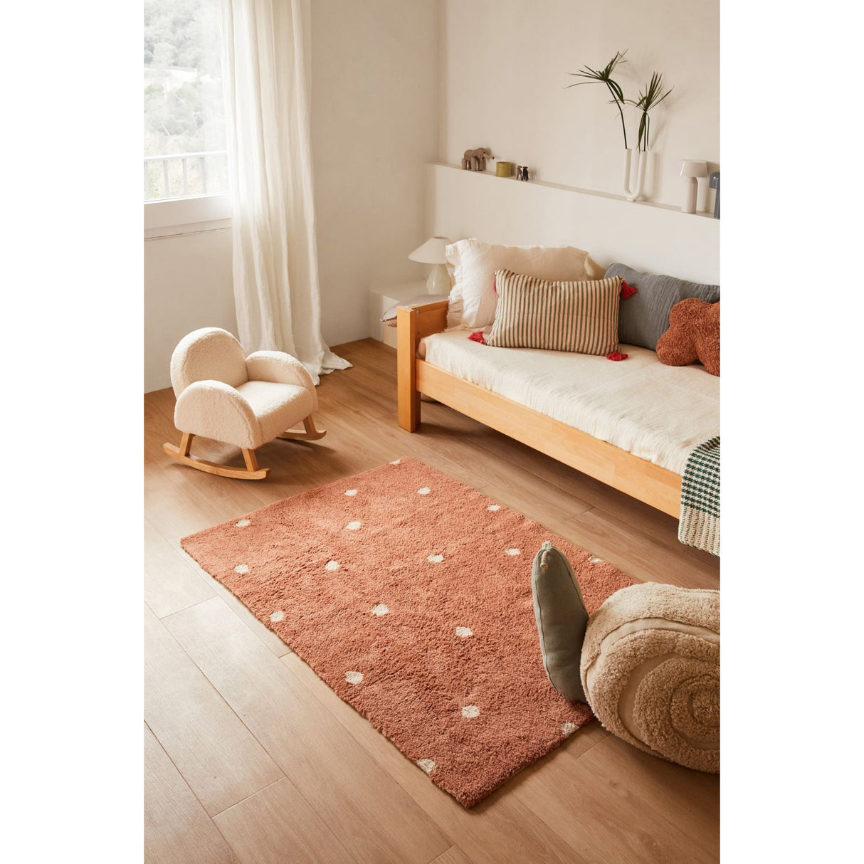 Mini Dot Chestnut Washable Rug