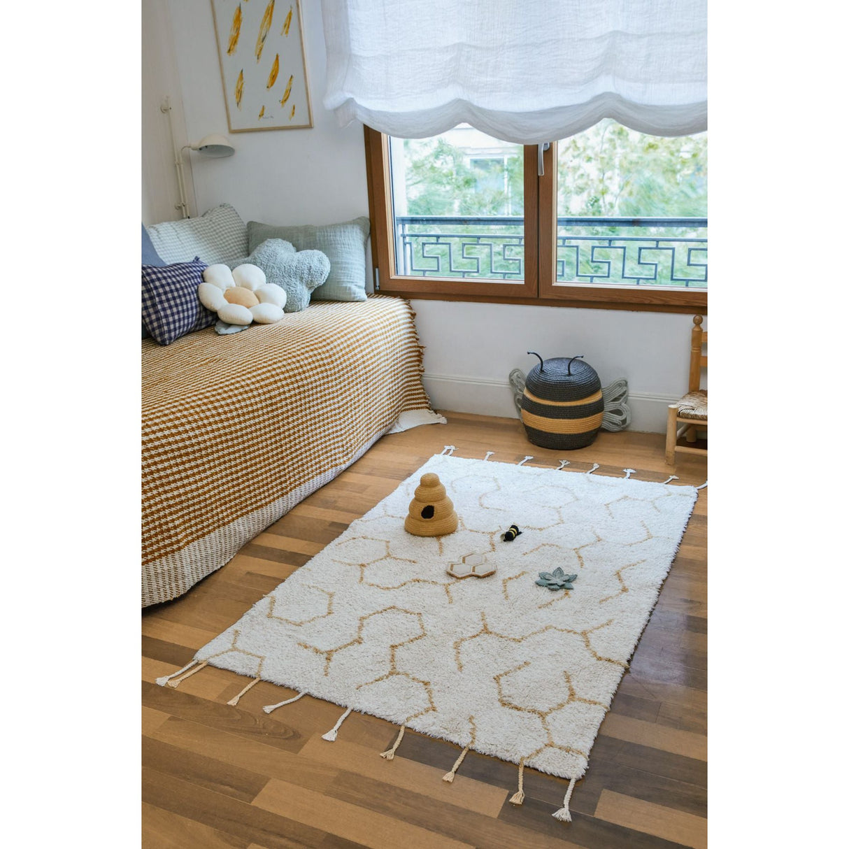 Planet Bee Pollination Play Rug