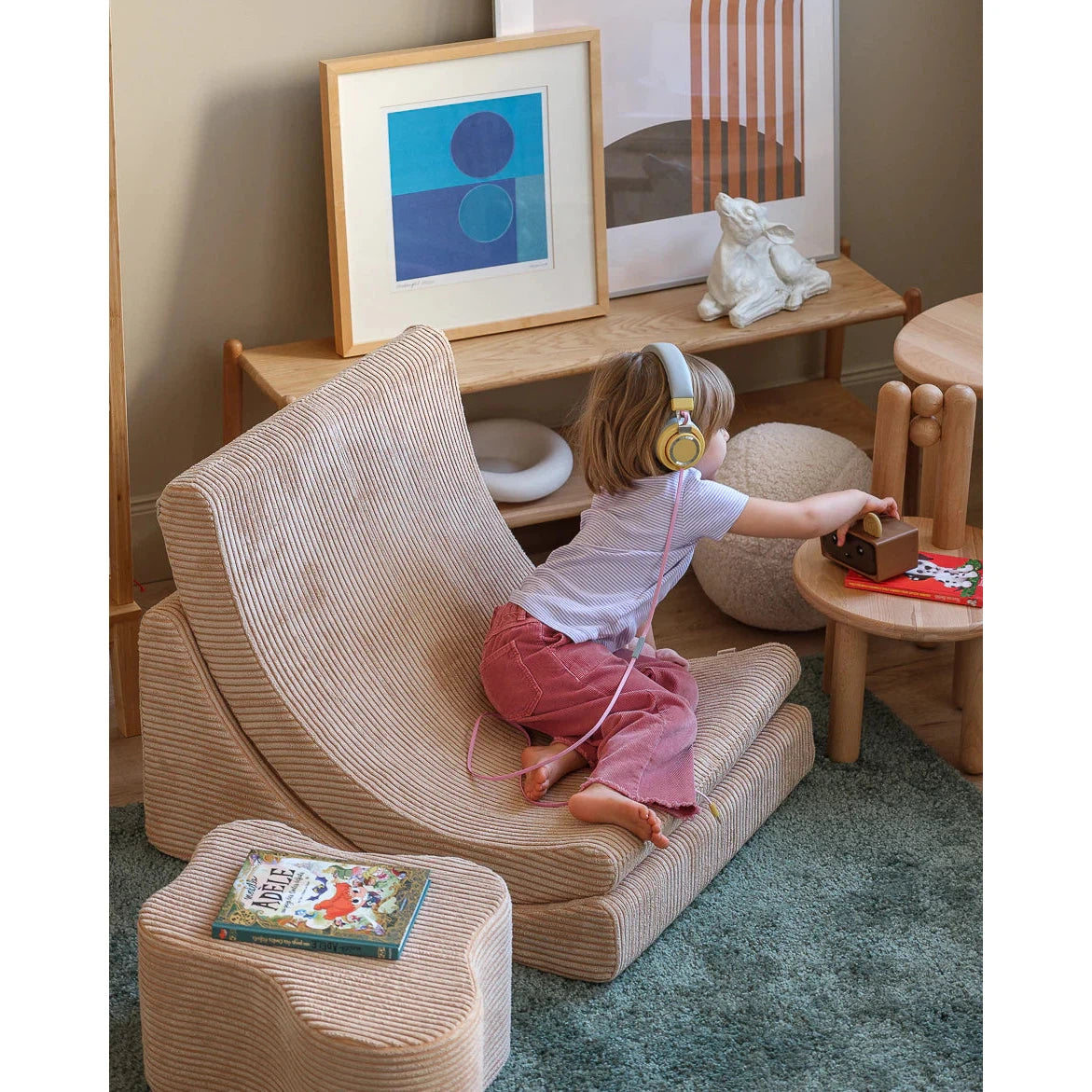 Brown Sugar Moon Chair