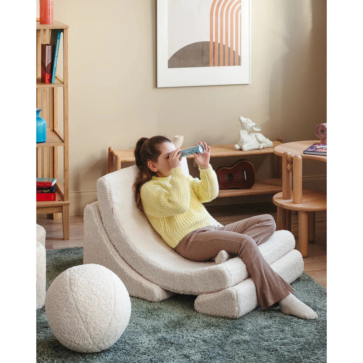 Cream White Moon Chair