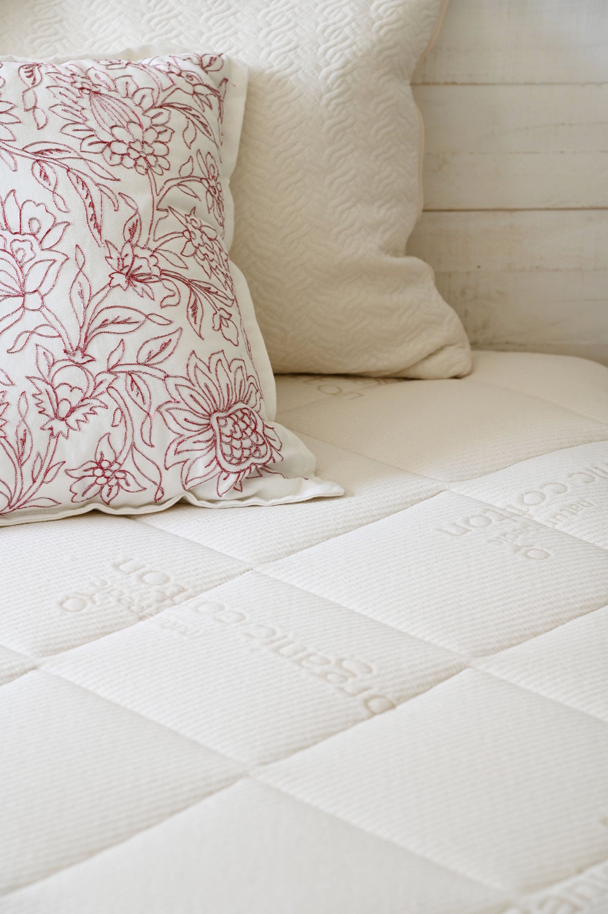 Naturepedic Serenade Organic Hybrid Mattress - Rugs by Roo