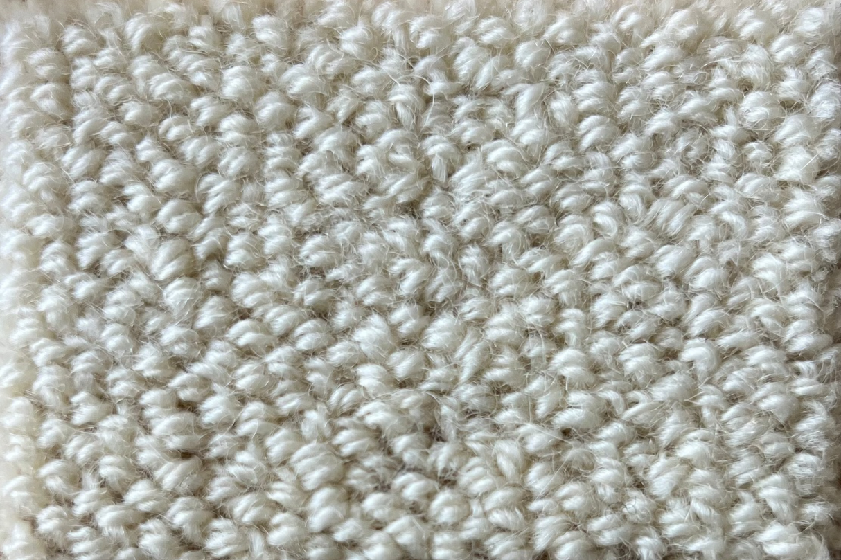 Pure Nature 32 Loop Aspen Area Rug