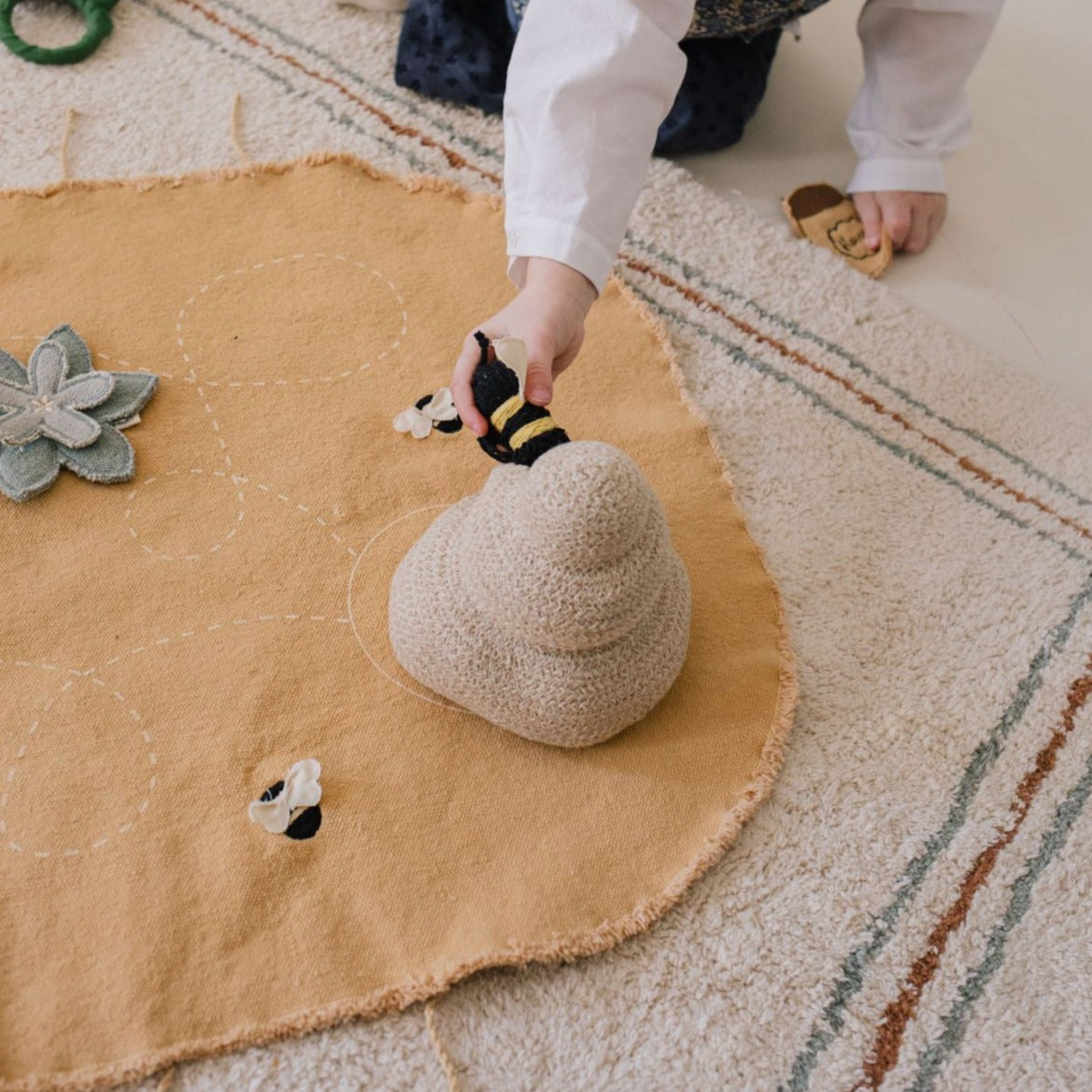 From Nectar to Honey Toy Play Mat