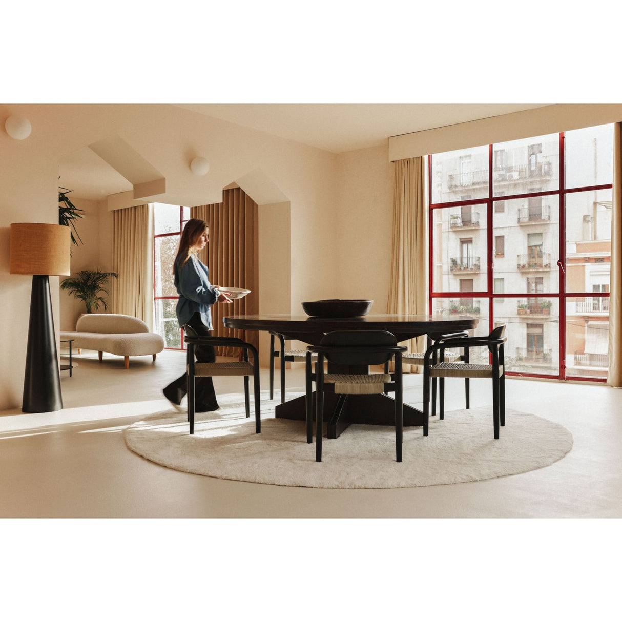 Silhouette Round Natural Woolable Rug