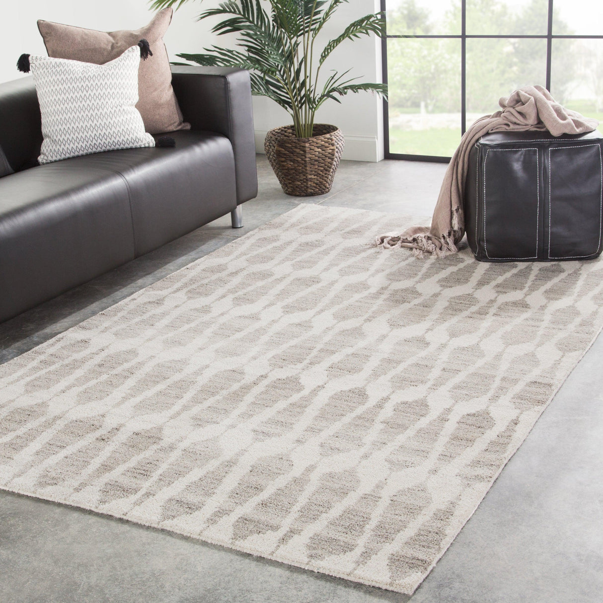 Rugs by Roo | Jaipur Living Sabot Hand-Knotted Geometric Ivory Light Gray Area Rug-RUG140049