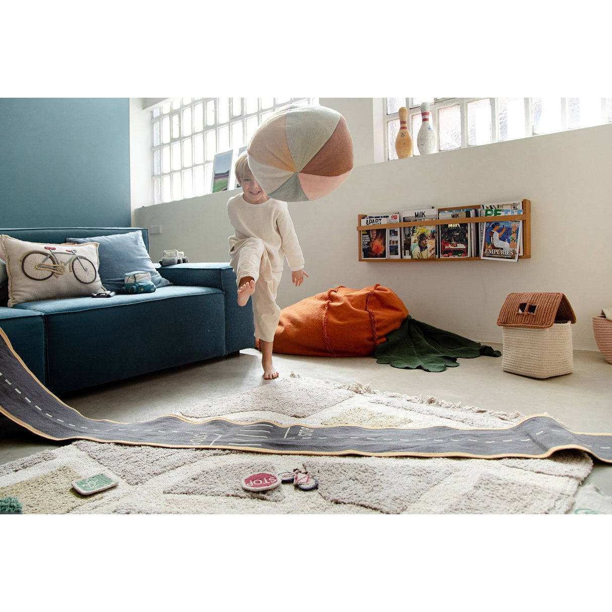 Eco-City Toffee House Basket