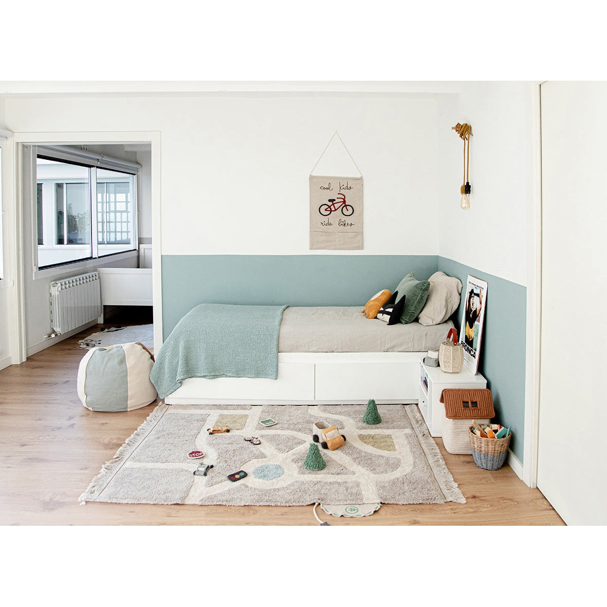 Eco-City Toffee House Basket