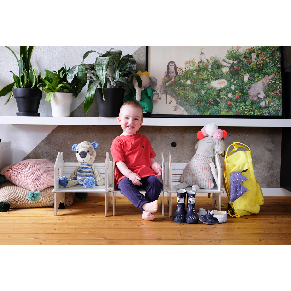 Rugs by Roo | Lakaluk Wooden Kids' Chair Dollhouse Shelf-1119