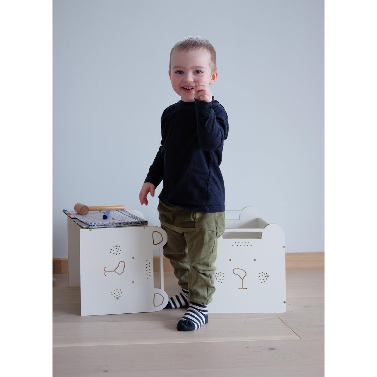 Rugs by Roo | Lakaluk Wooden Cube Chair-1120