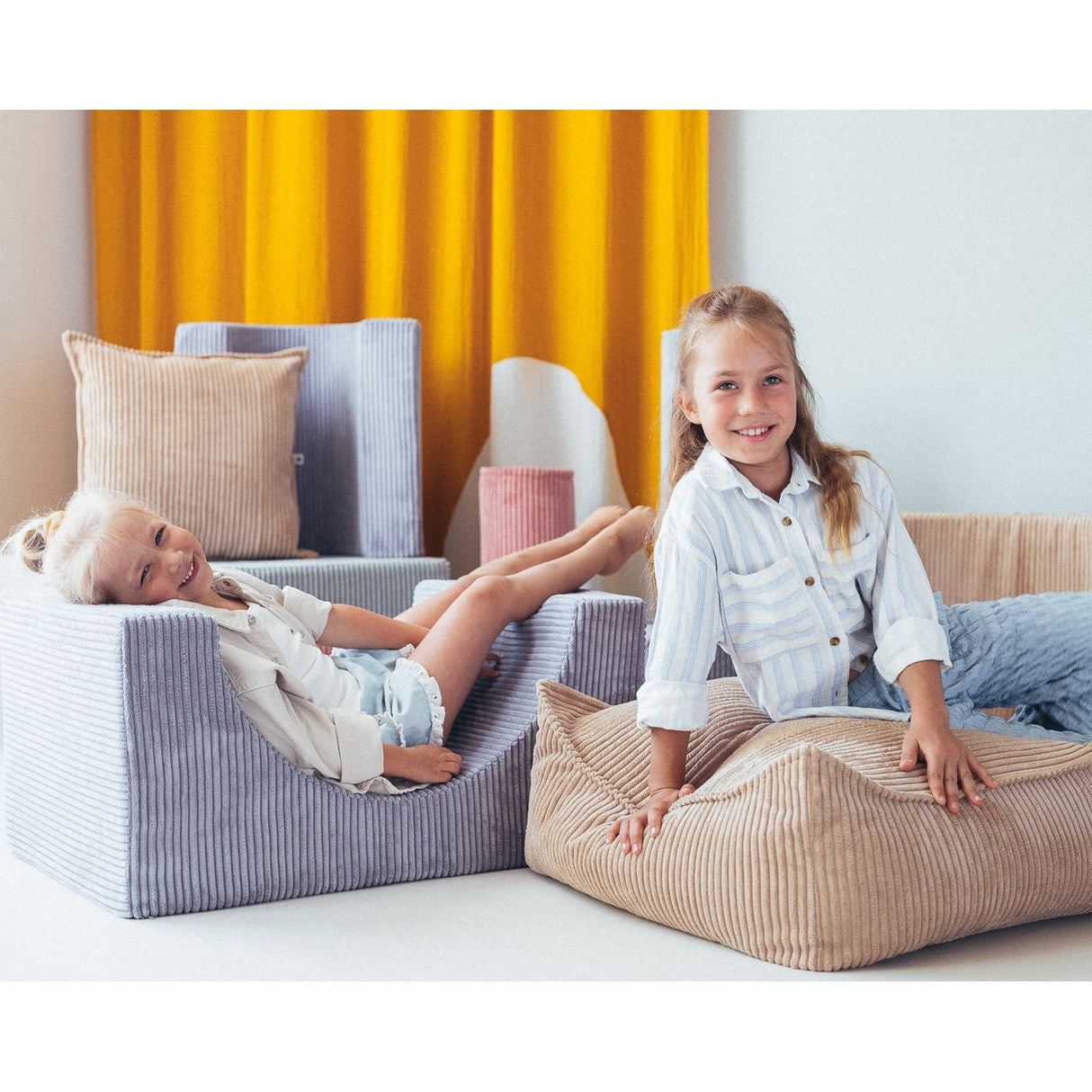 Blueberry Blue Rainbow Playset