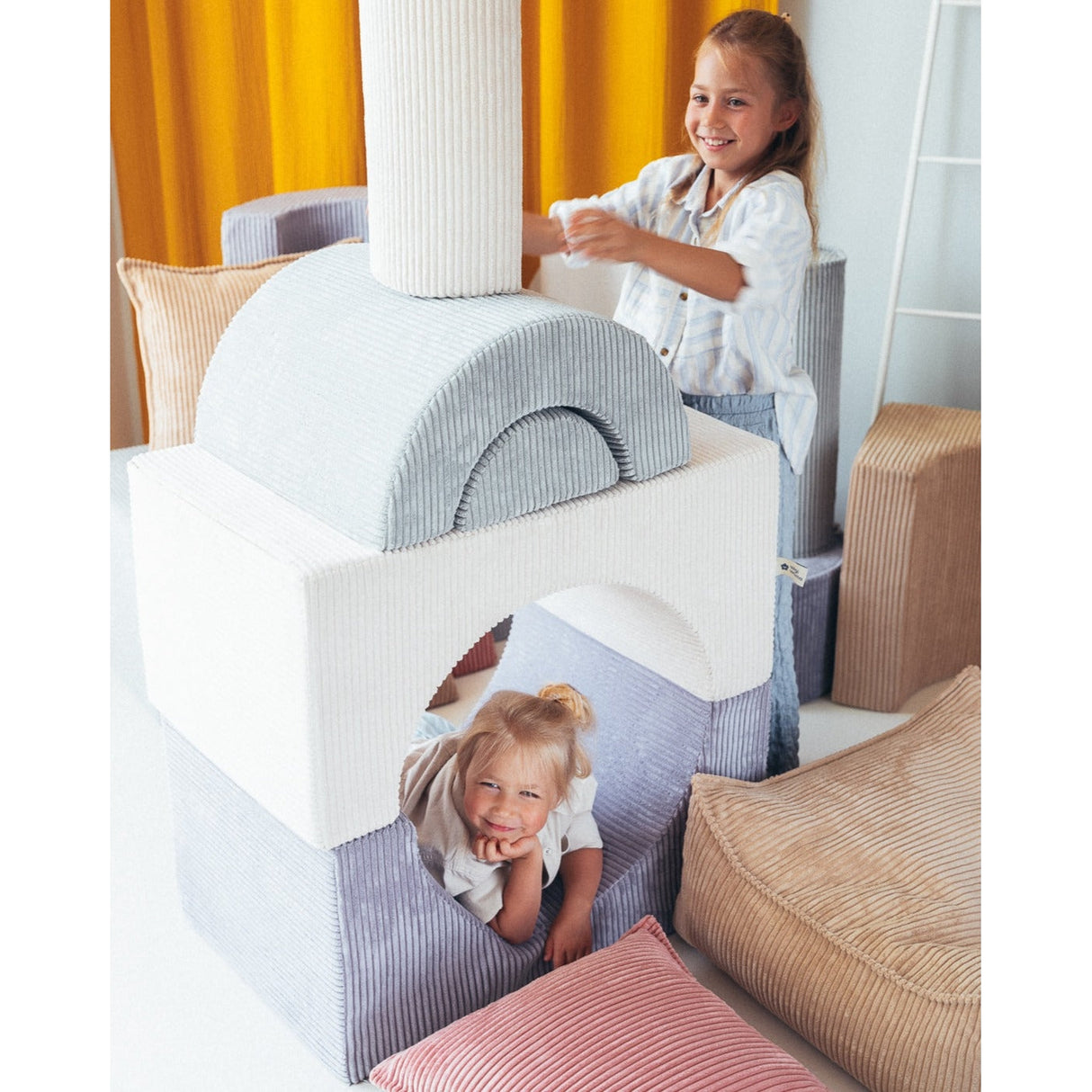 Blueberry Blue Rainbow Playset