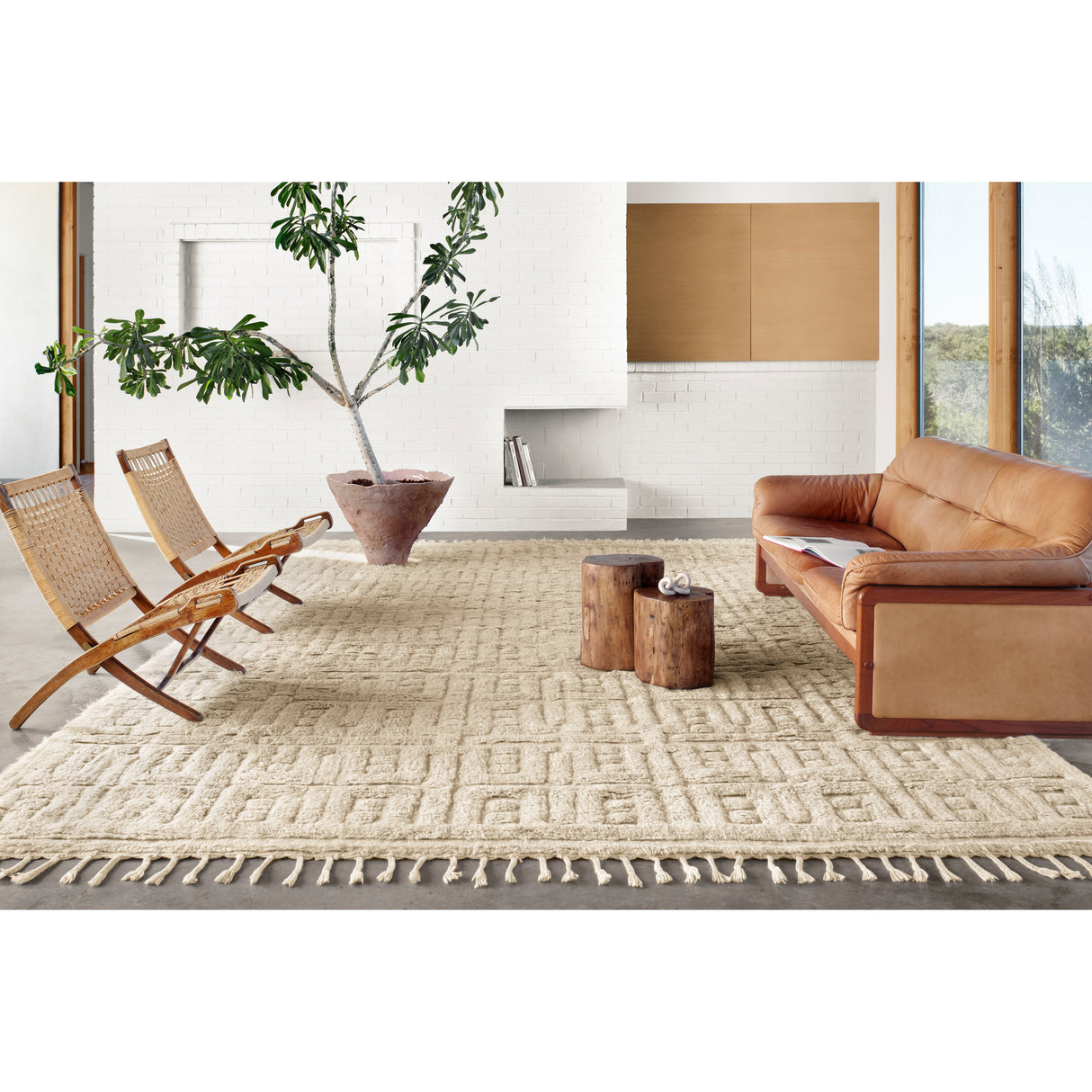 Rugs by Roo Loloi Hygge Oatmeal Sand Area Rug in size 4' 0" x 6' 0"