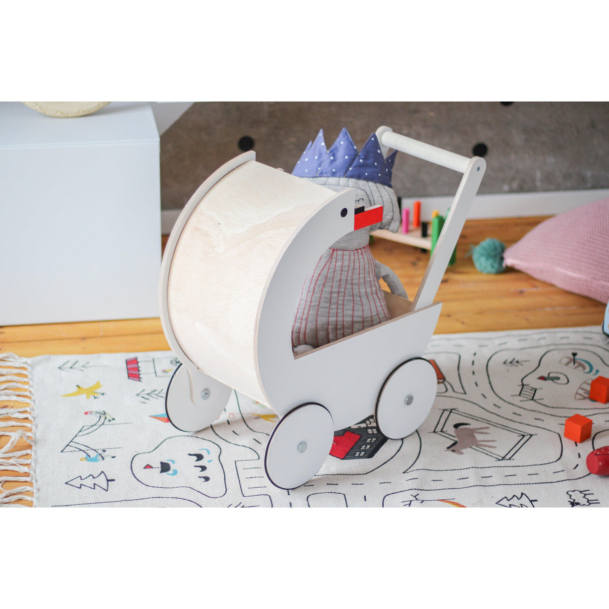 Rugs by Roo | Lakaluk Wooden Swan Doll's Pram-1116