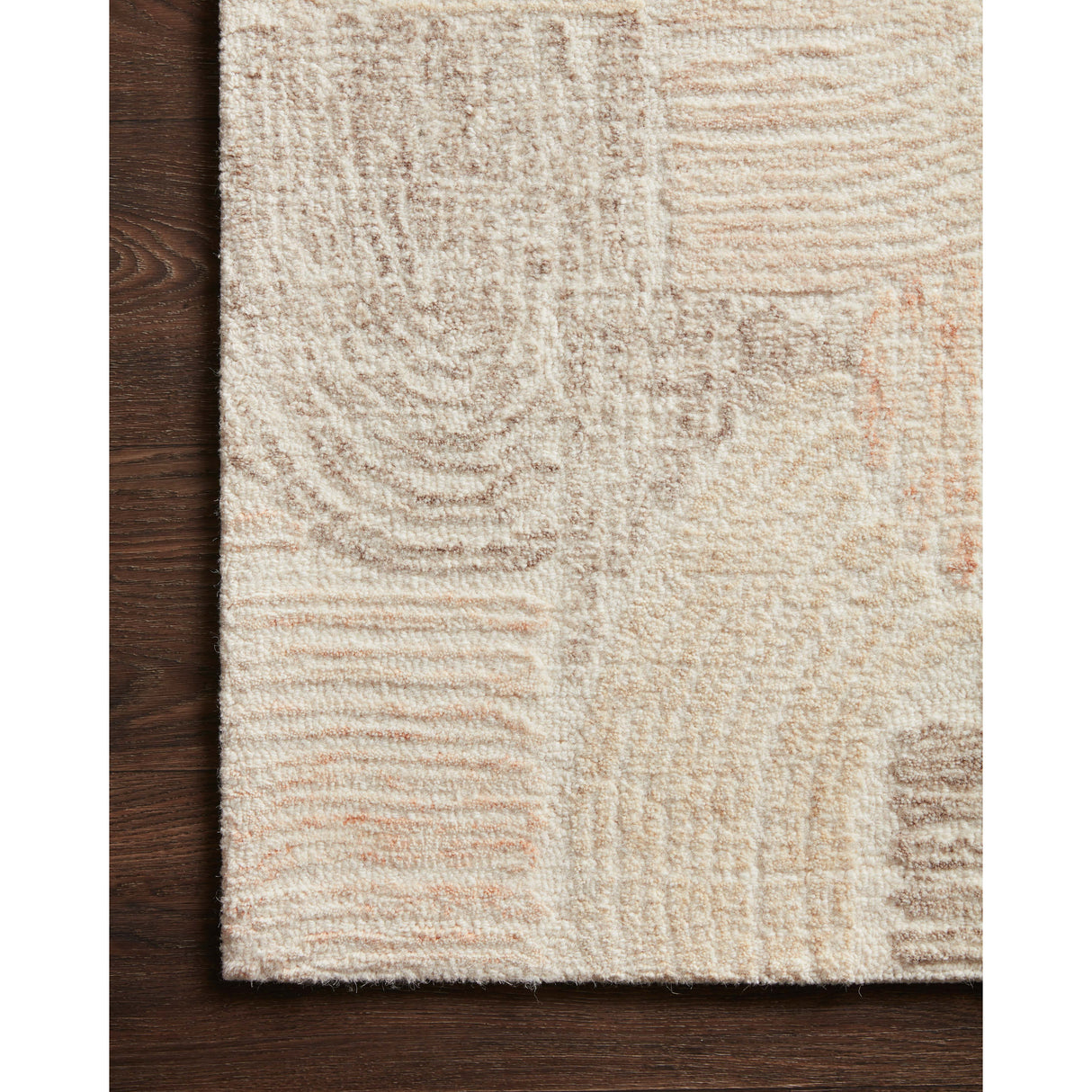 Rugs by Roo Loloi Milo Peach Pebble Area Rug in size 2' 6" x 7' 6"