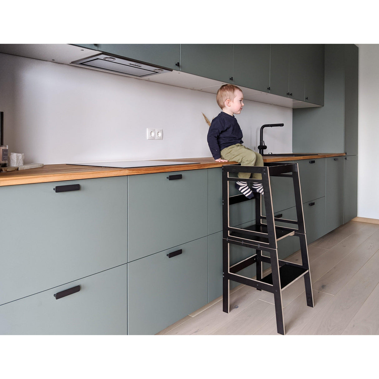 Rugs by Roo | Lakaluk Wooden Flush Multi-Function Kids Chair Table Learning Tower-1124 Grey