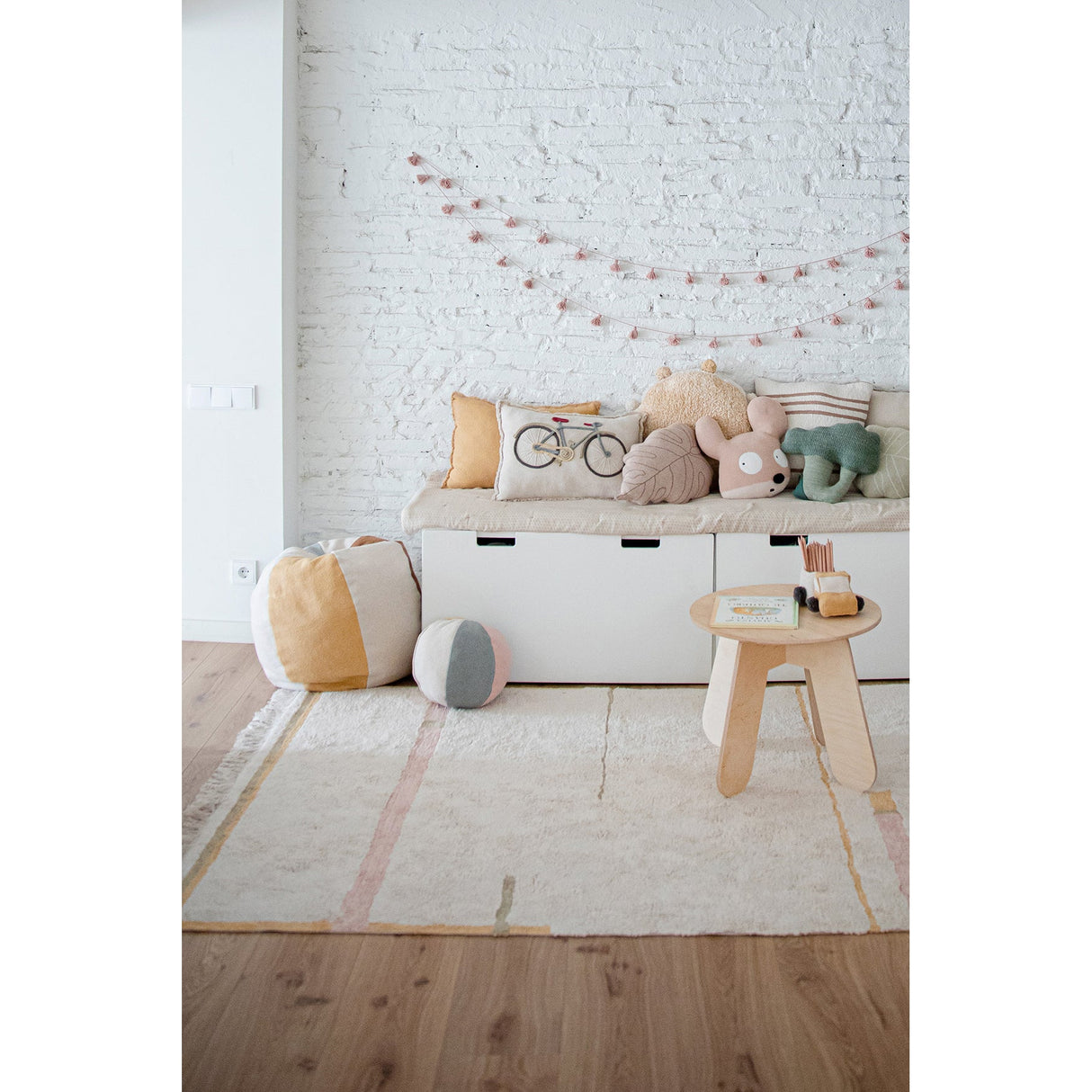 Eco-City Ball Cushion