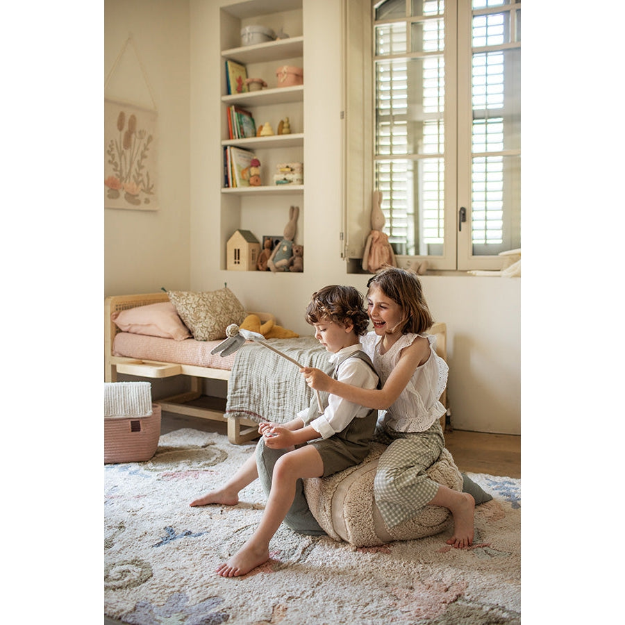 Fantasy Garden Mr Snail Pouf