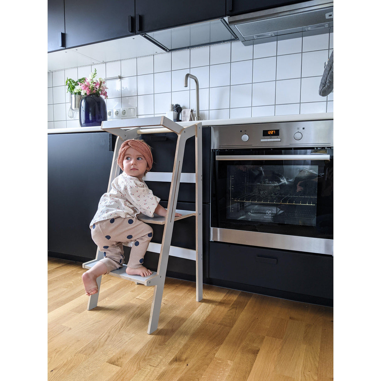 Rugs by Roo | Lakaluk Wooden Foldable Learning Tower-1126