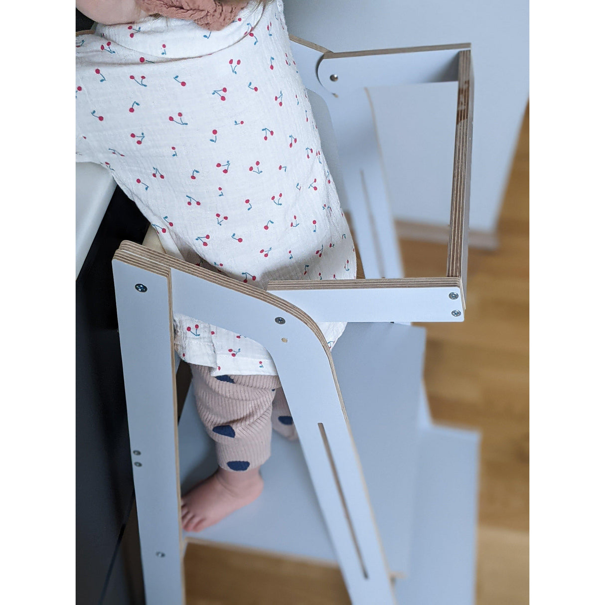 Rugs by Roo | Lakaluk Wooden Foldable Learning Tower-1126