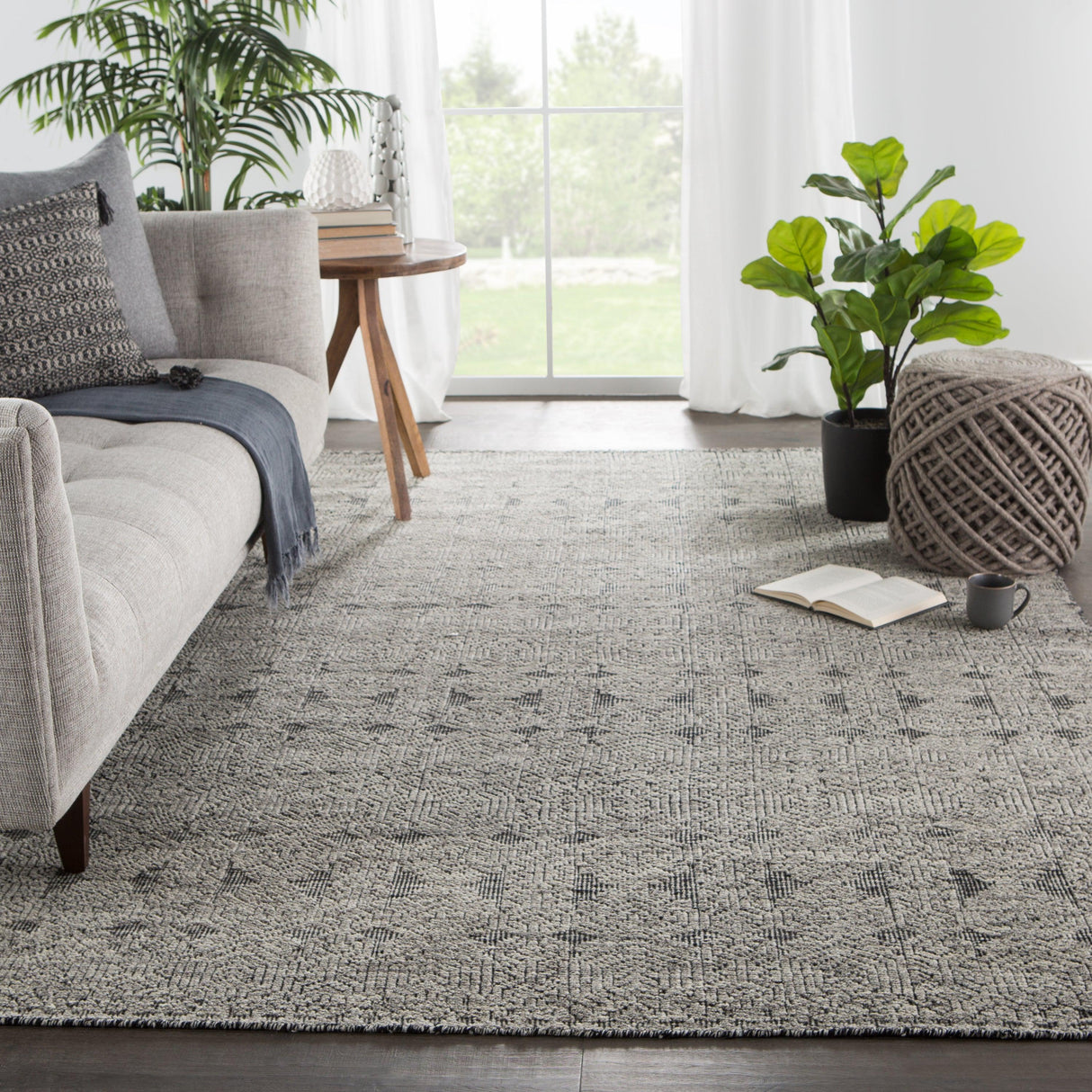 Rugs by Roo | Jaipur Living Abelle Hand-Knotted Tribal Gray Black Area Rug-RUG144750