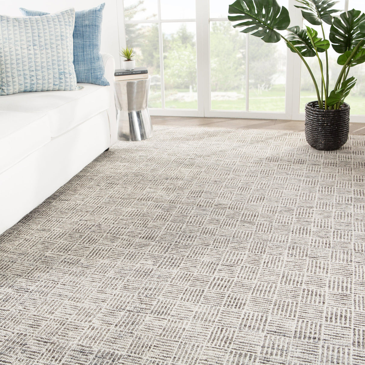 Rugs by Roo | Jaipur Living Mugler Hand-Knotted Geometric Ivory Black Area Rug-RUG140911