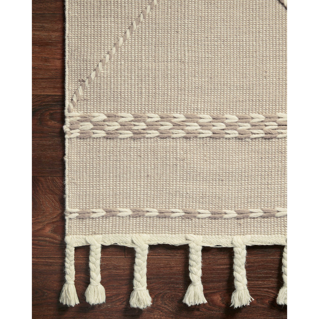 Rugs by Roo Loloi Sawyer Sand Area Rug in size 5' 0" x 7' 6"