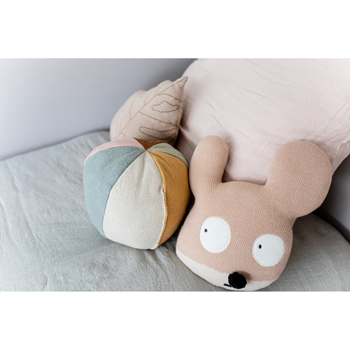 Eco-City Ball Cushion