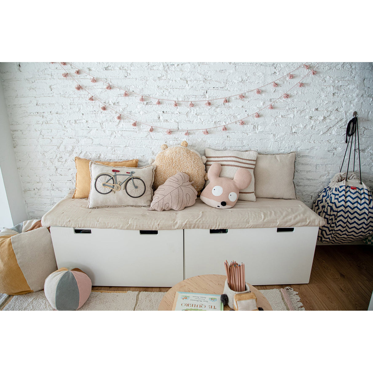 Eco-City Ball Cushion