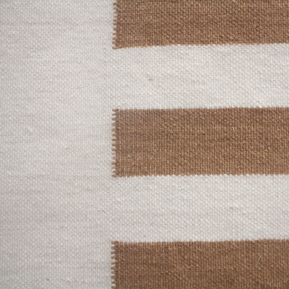 Rugs by Roo | Leah Singh Luna Mod Rug - Black-H17LUN07