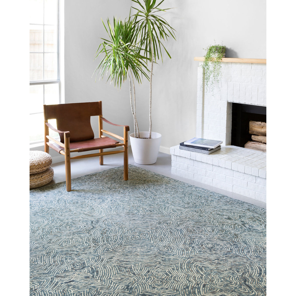 Rugs by Roo Loloi Ziva Denim Area Rug in size 2' 3" x 3' 9"