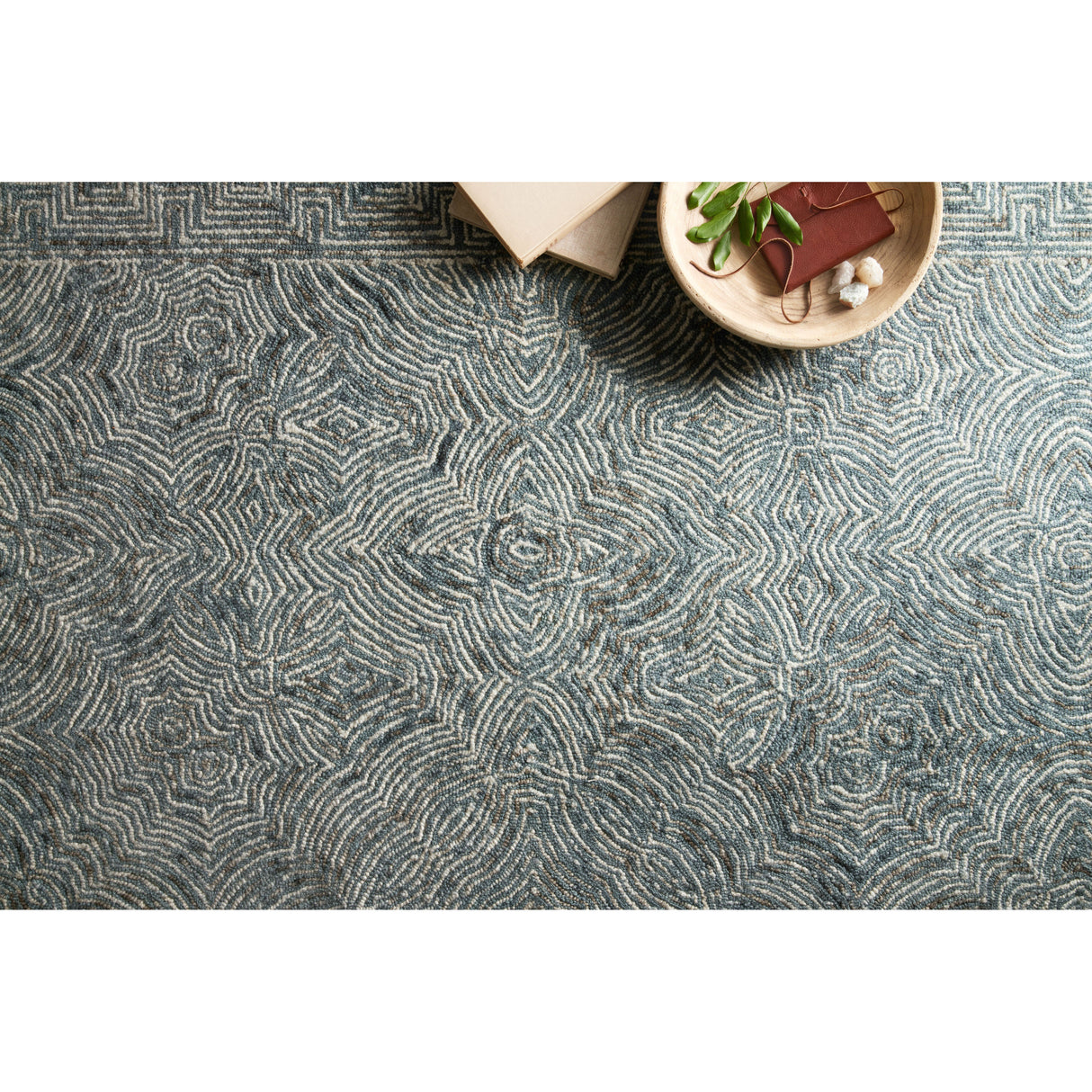 Rugs by Roo Loloi Ziva Denim Area Rug in size 2' 6" x 7' 6"