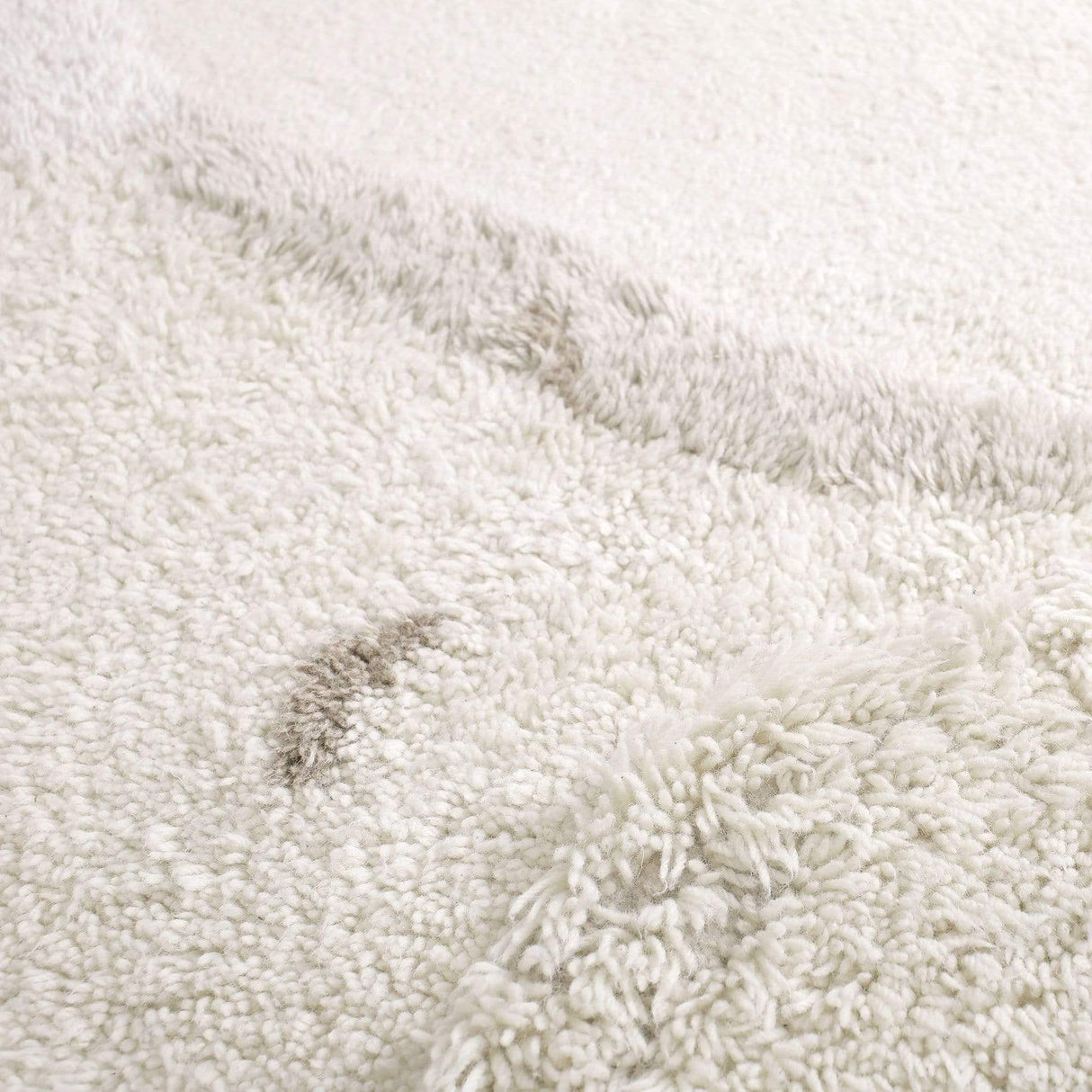 Rugs by Roo | Little Cabari Tapis Tilky Grey Area Rug-TA-TUF-D130-TIL-GRE