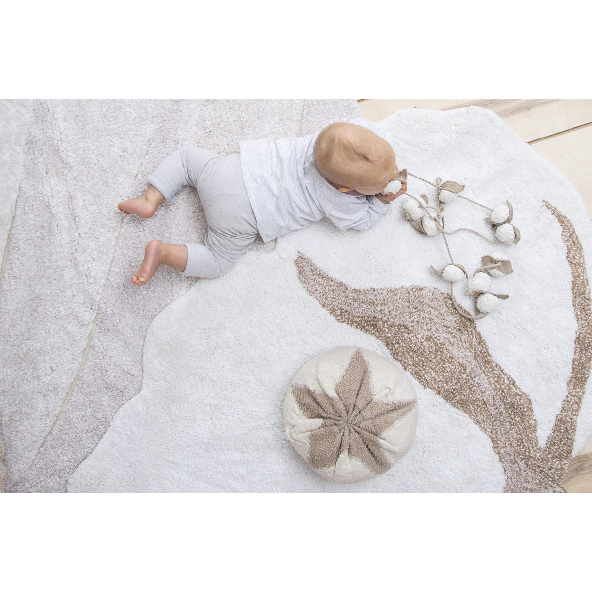 Rugs by Roo | Lorena Canals Cotton Flower Machine Washable Area Rug-C-COT-FLOWER