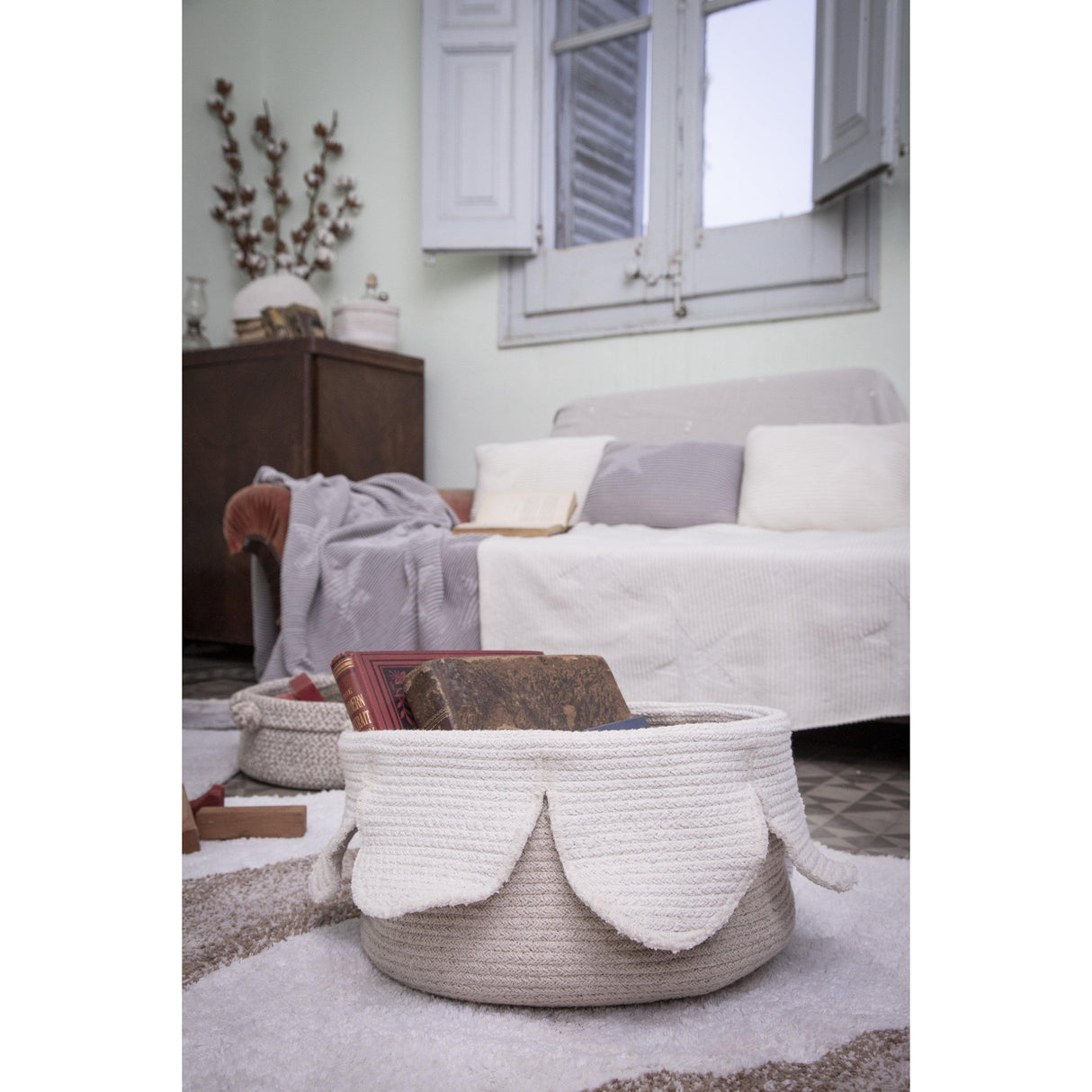 Rugs by Roo | Lorena Canals Petals Ivory Natural Basket-BSK-PETALS-IVO