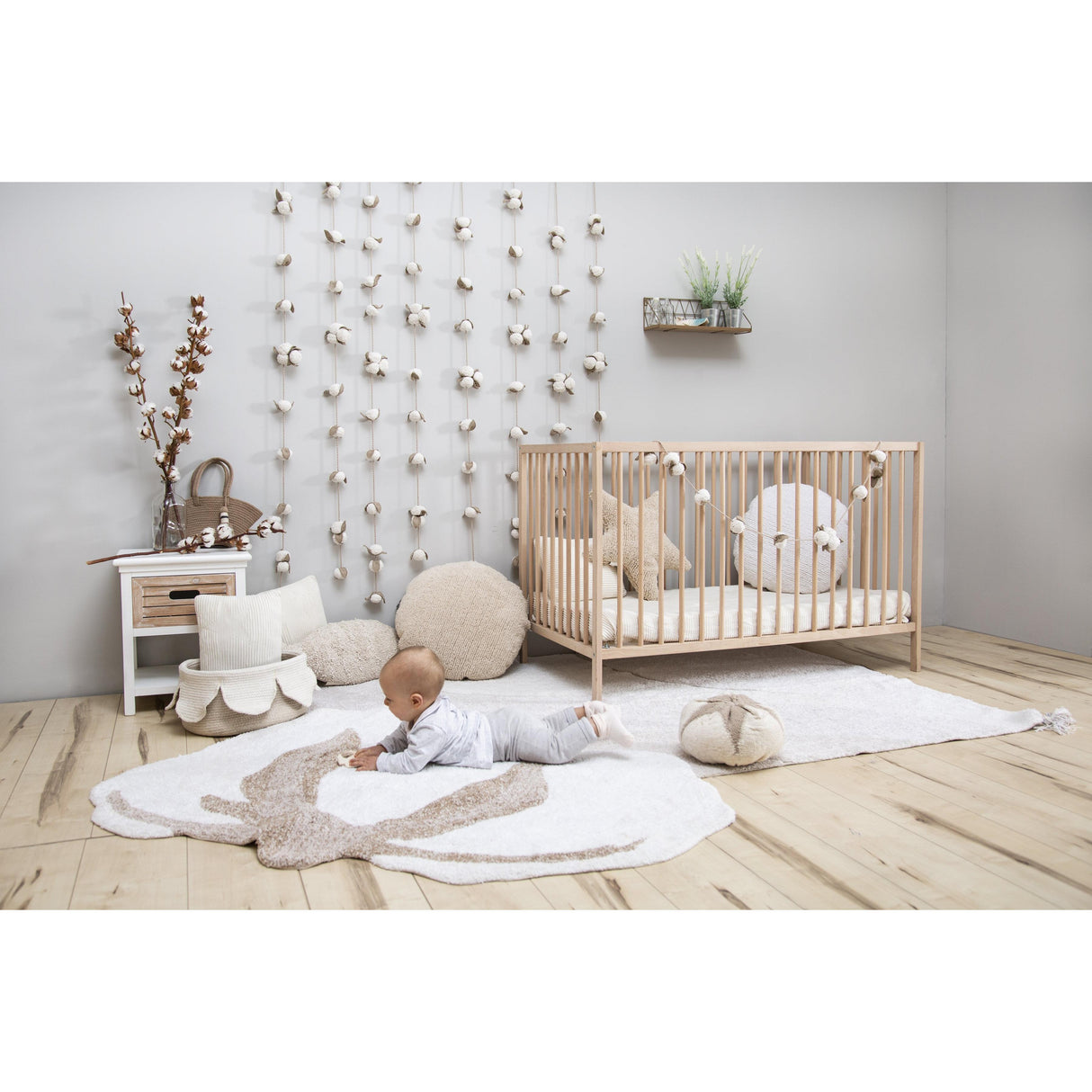 Rugs by Roo | Lorena Canals Petals Ivory Natural Basket-BSK-PETALS-IVO