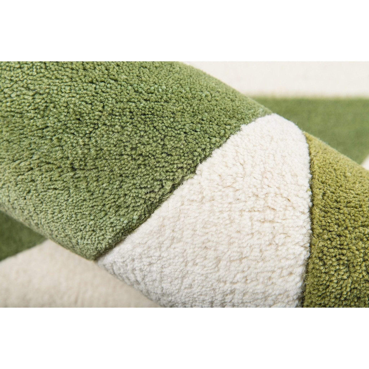 Rugs by Roo | Momeni Novogratz Delmar Agatha Side Triangle Lime Area Rug-DELMADEL-6LIM2380