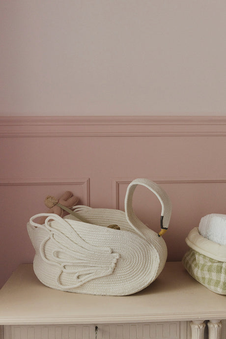 Swan Basket
