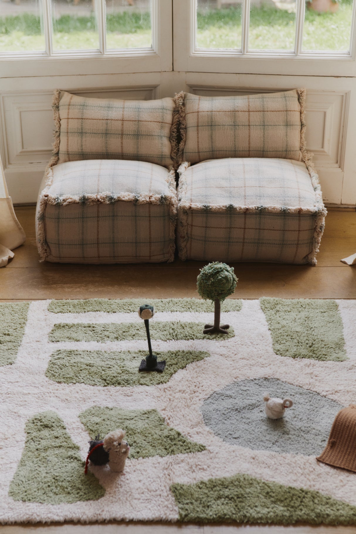 Hyde Park Washable Play Area Rug