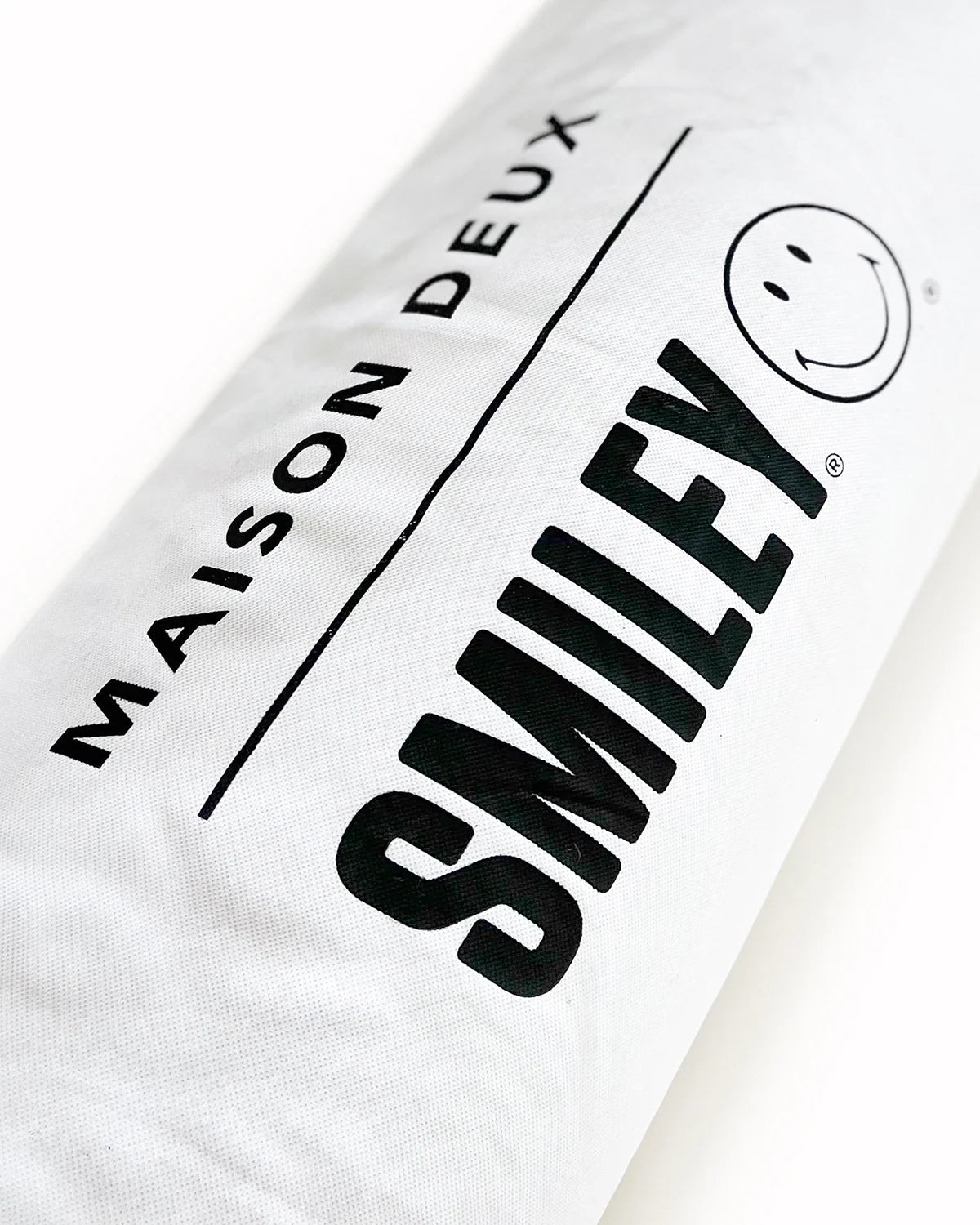 Rug SMILEY White Natural Round Diam.