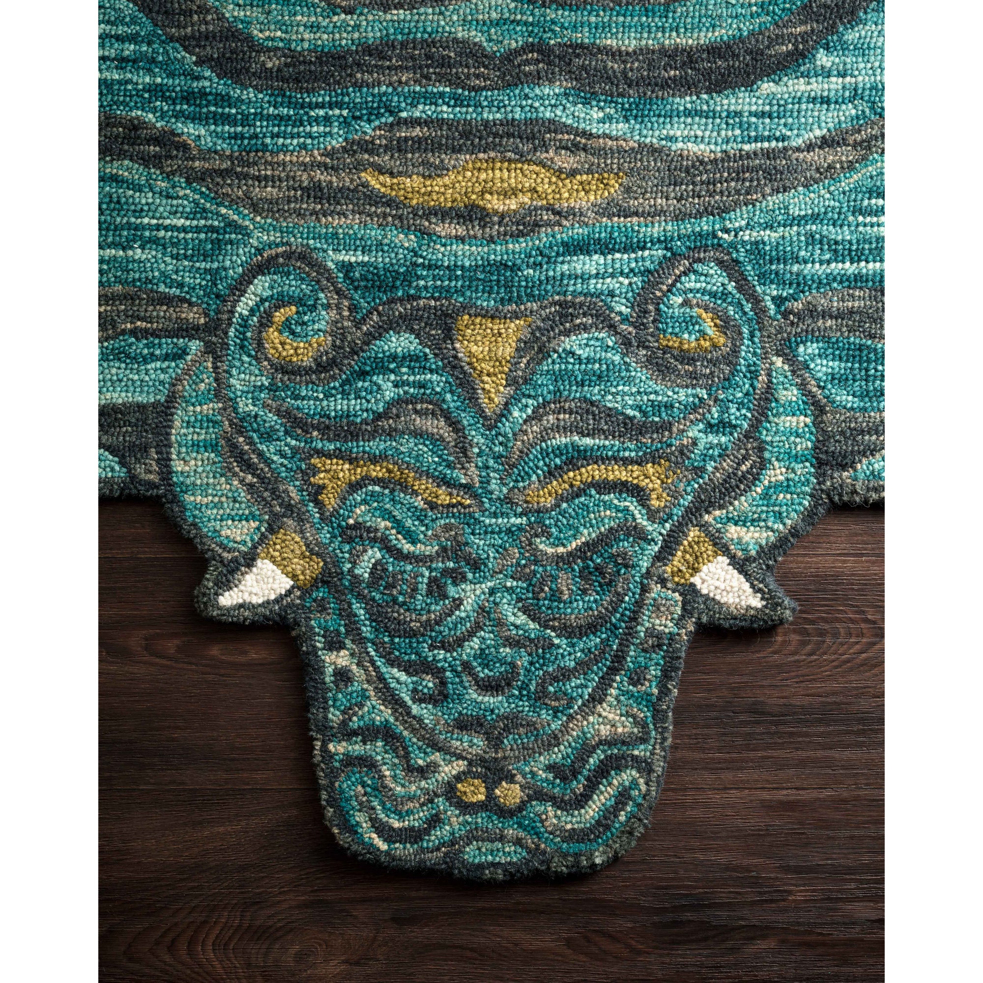 Rugs by Roo Loloi Feroz Teal Area Rug in size 4' 0" x 6' 0"