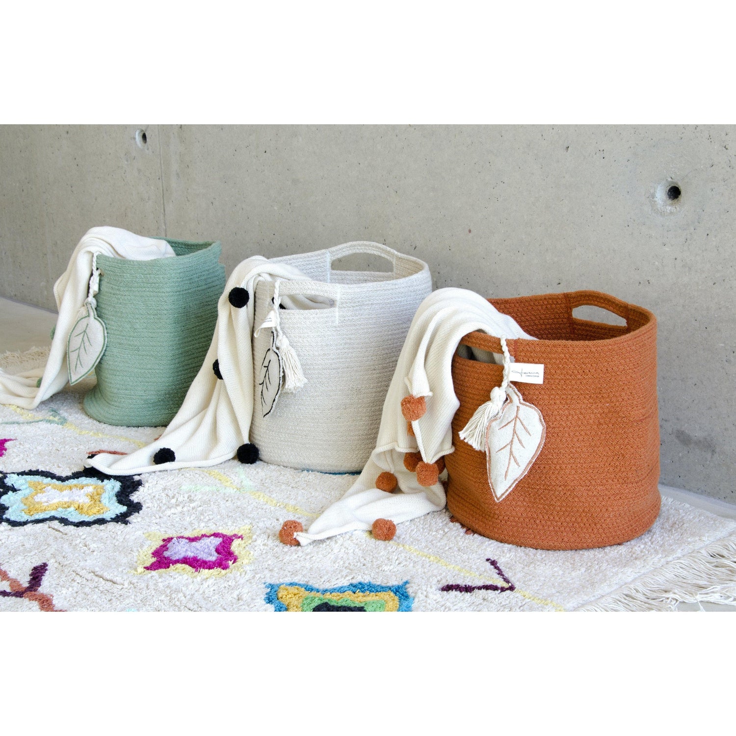 Rugs by Roo | Lorena Canals Leaf Natural Basket-BSK-LEAF-NAT