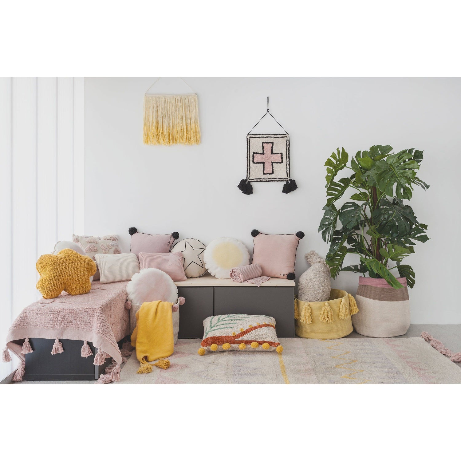 Rugs by Roo | Lorena Canals Palm Cushion-SC-PALM