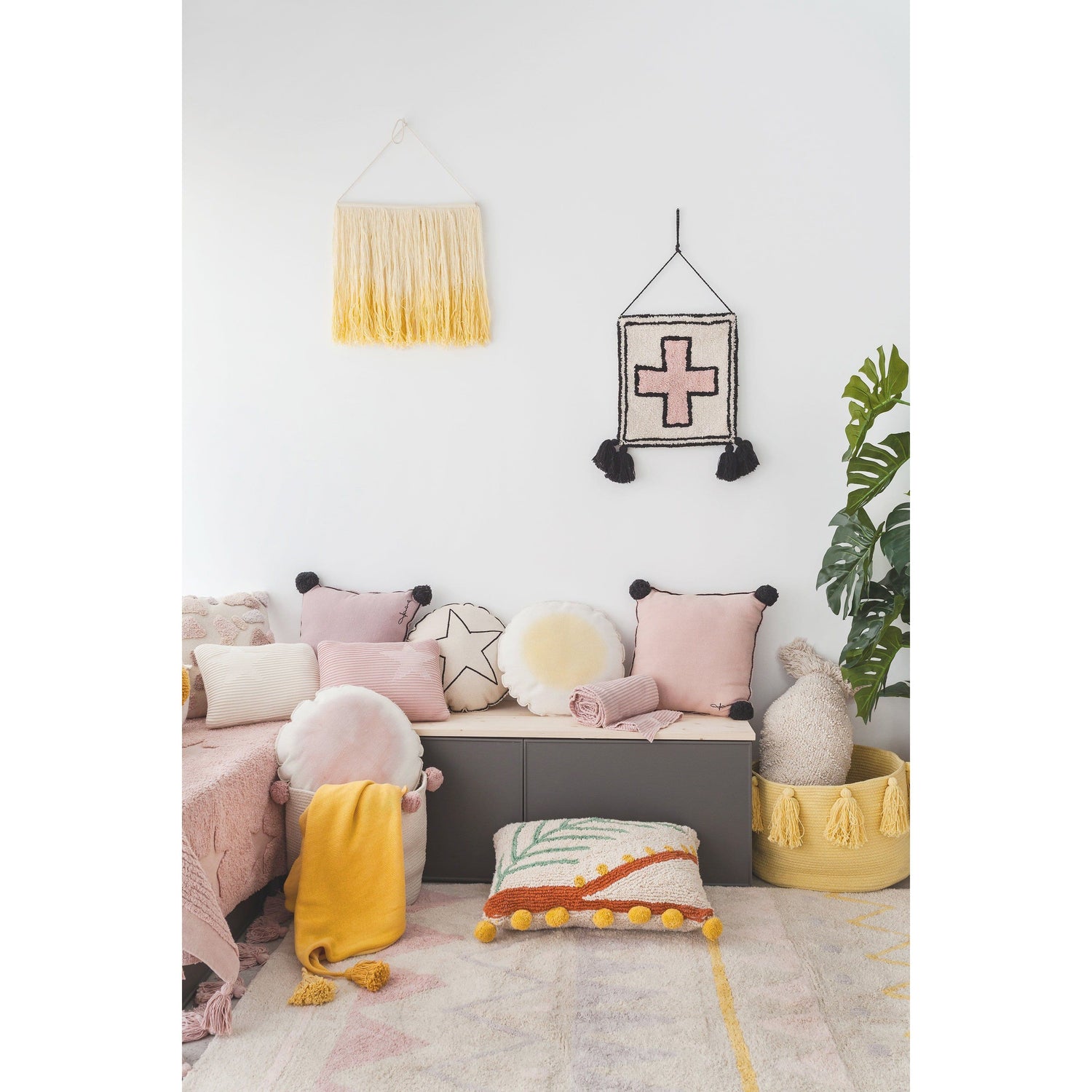 Rugs by Roo | Lorena Canals Palm Cushion-SC-PALM