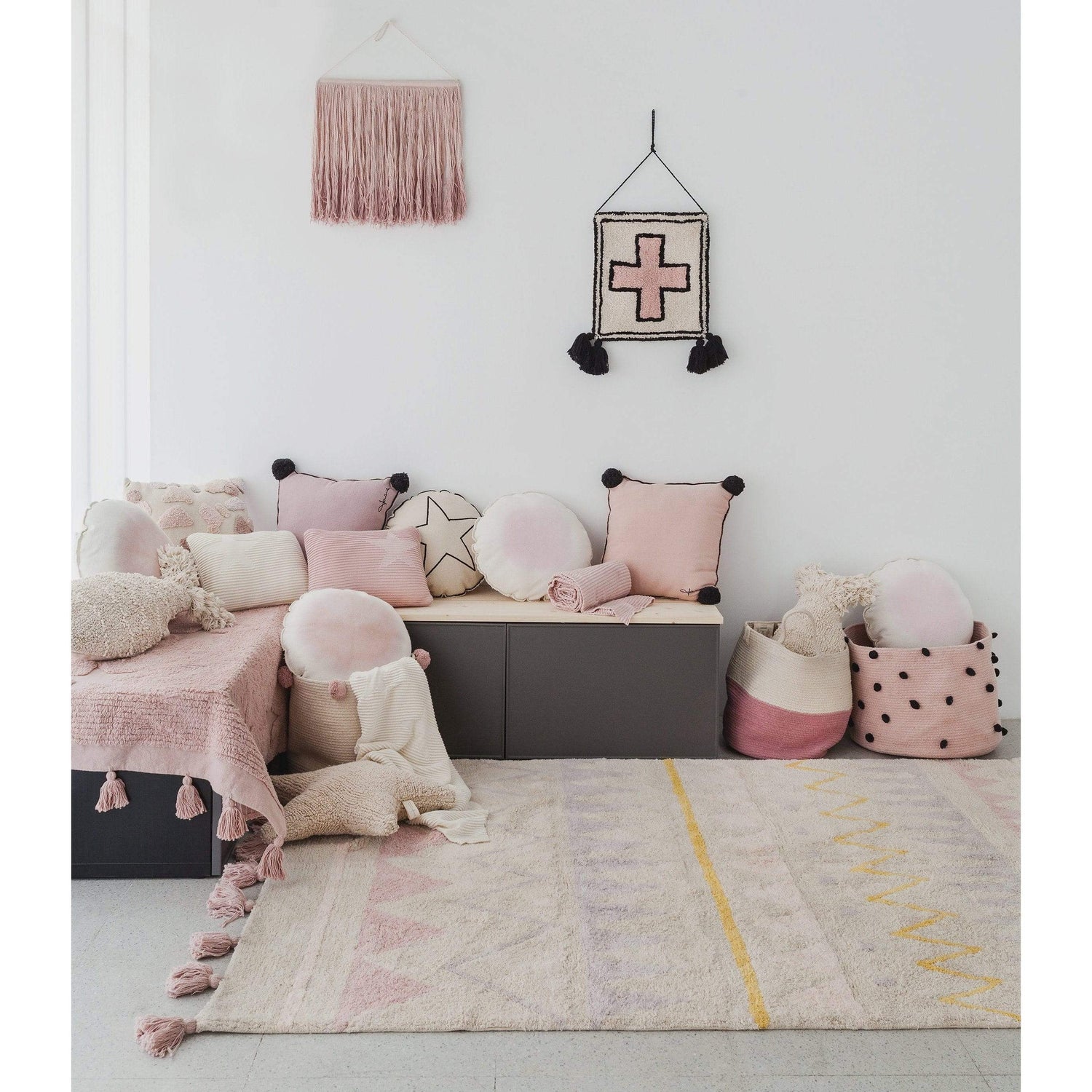 Rugs by Roo | Lorena Canals Zoco Ash Rose Natural Basket-BSK-ZOCO-ASH