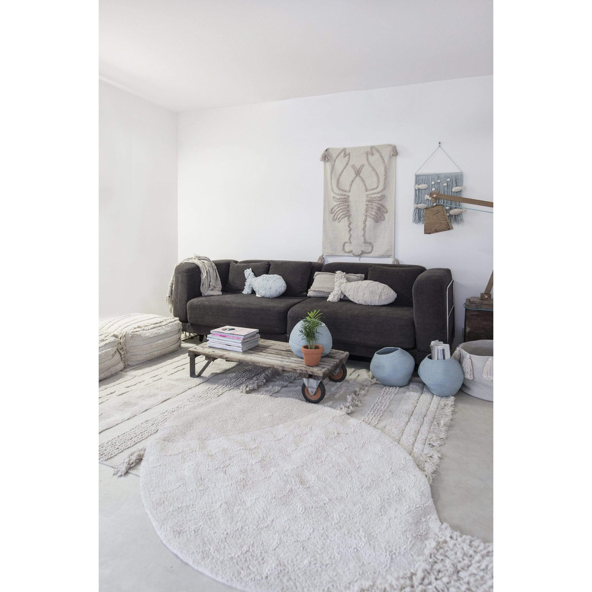https://rugsbyroo.com/cdn/shop/products/lorena-canals-area-rug-lorena-canals-air-dune-white-natural-machine-washable-area-rug-13852157902912_1200x.jpg?v=1668627867